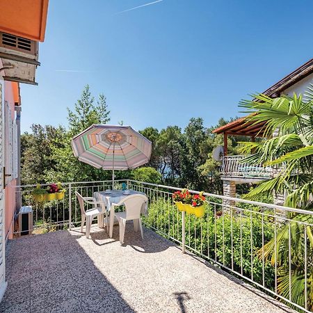 Amazing Apartment In Rovinj With Wifi מראה חיצוני תמונה