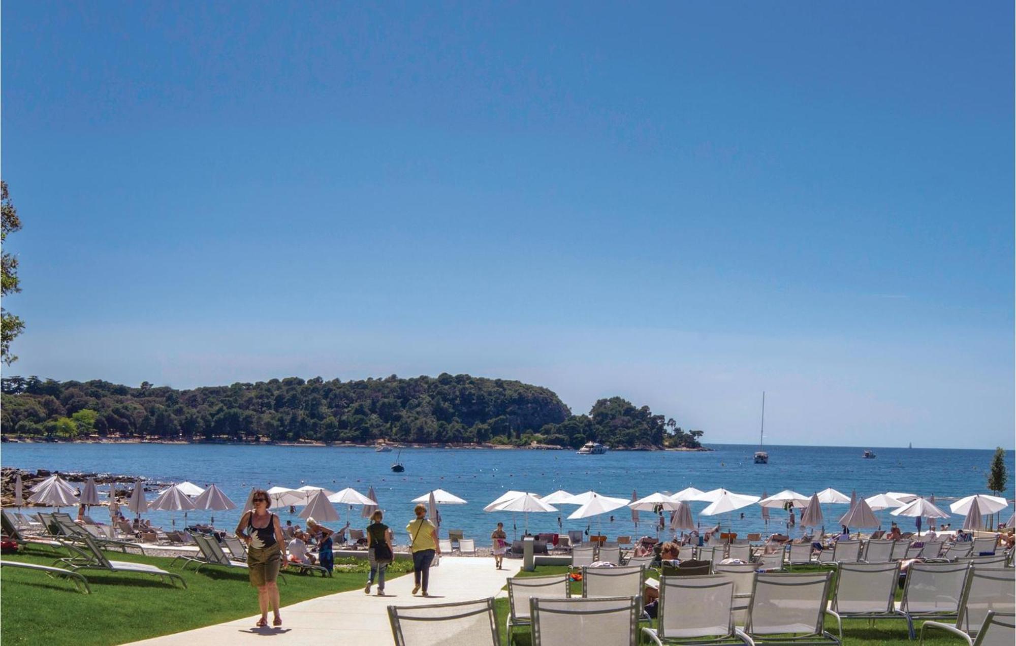 Amazing Apartment In Rovinj With Wifi מראה חיצוני תמונה
