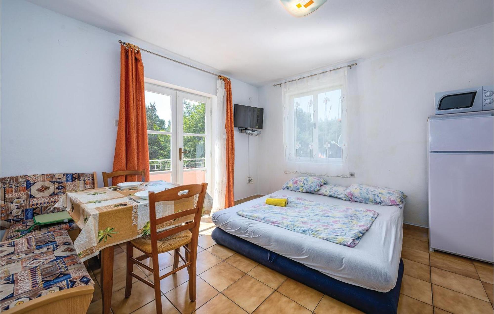 Amazing Apartment In Rovinj With Wifi מראה חיצוני תמונה