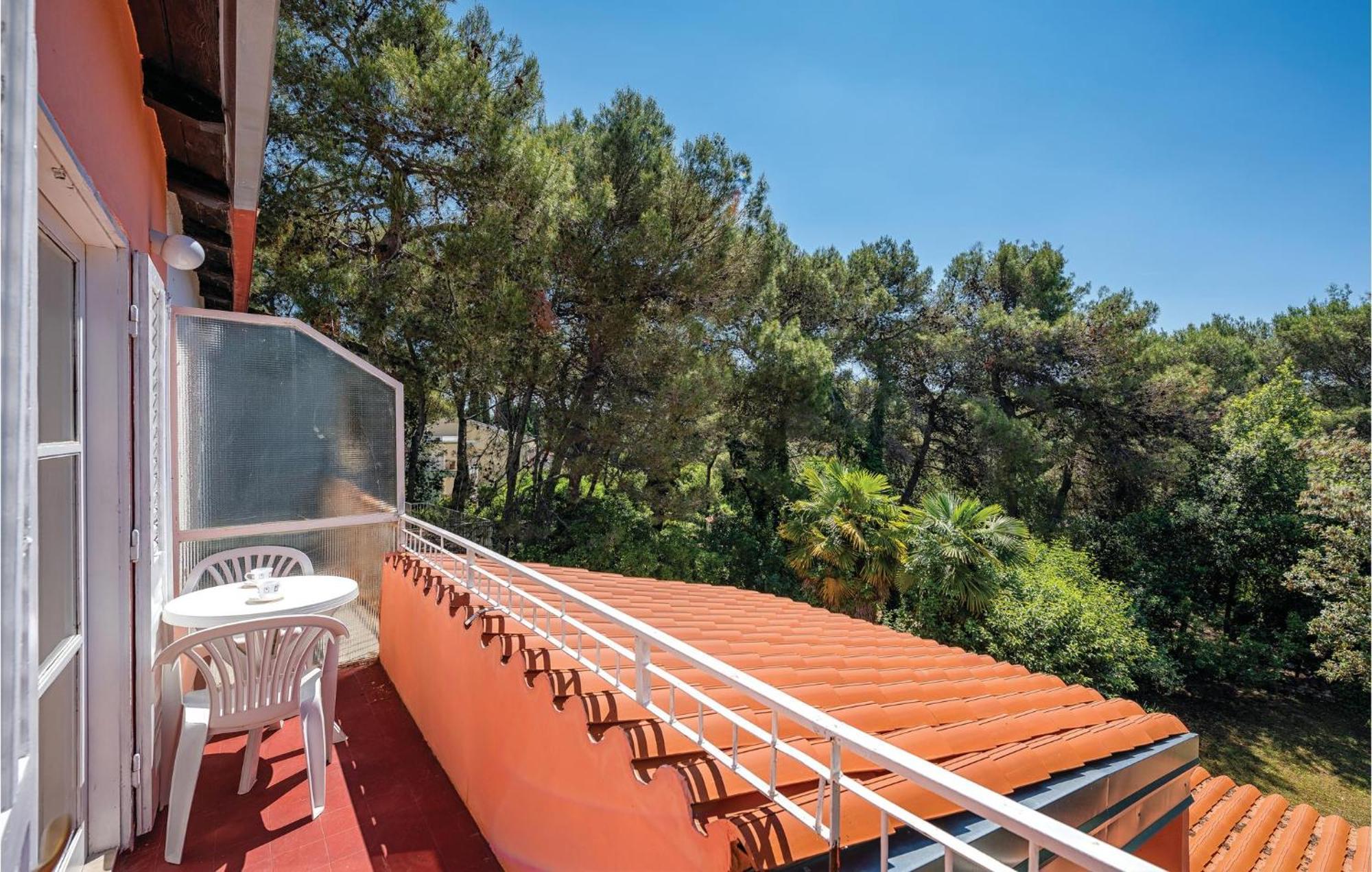 Amazing Apartment In Rovinj With Wifi מראה חיצוני תמונה